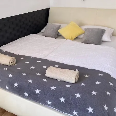 Apartament Origo *